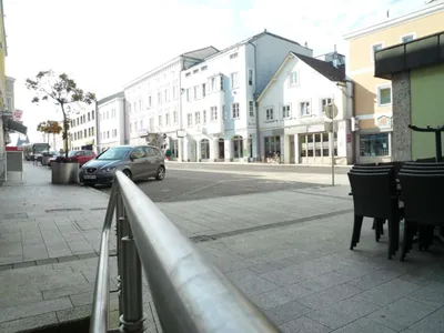 Gewerbeimmobilie mieten in Vöcklabruck – 180 m², € 1.500 – Bild 8 von 13