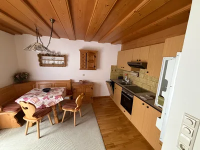 2-Zimmer-Wohnung mieten in Kitzbühel – 48 m², € 1.080 – Bild 2 von 12