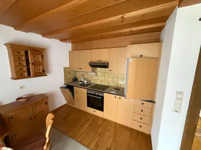 2-Zimmer-Wohnung mieten in Kitzbühel – 48 m², € 1.080 – Bild 3 von 12