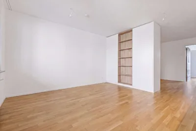 ++ZWEITBEZUG++ Hochwertige 1-Zimmer-Wohnung mit Balkon, Tischlerküche - provisionsfrei – Bild 2