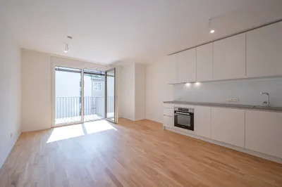ASG IV-Qualitatives Wohnen in urbaner Lage: hochwertiger 1-Zimmer ZWEITBEZUG mit Balkon! Provisionsfrei