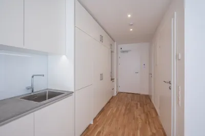 ASG IV-Qualitatives Wohnen in urbaner Lage: hochwertiger 1-Zimmer ZWEITBEZUG mit Balkon! Provisionsfrei – Bild 3