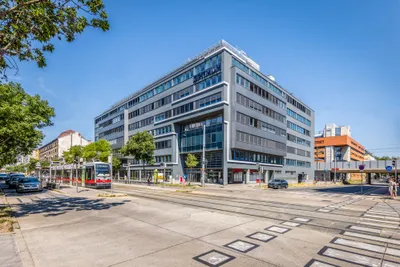 Gewerbeimmobilie mieten in Wien – 266 m², € 5.157