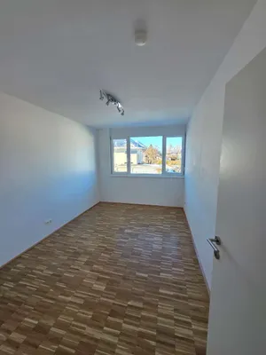 4-Zimmer-Wohnung mieten in Innsbruck-Land – 94 m², € 1.718 – Bild 2 von 11