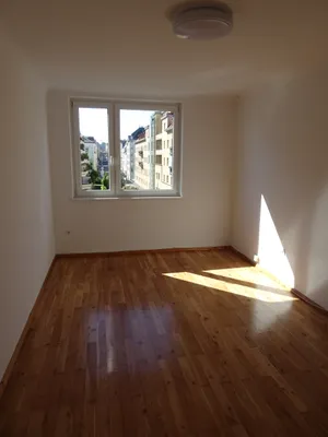 (reserviert) 2-Zimmer-Wohnung mit AUSBLICK – Bild 2
