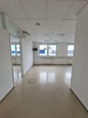 3-Zimmer-Gewerbeimmobilie mieten in Graz – 93 m², € 816 – Bild 4 von 9