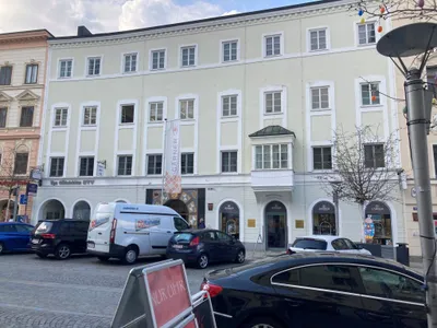 Gewerbeimmobilie mieten in Ried im Innkreis – 124 m², € 1.442