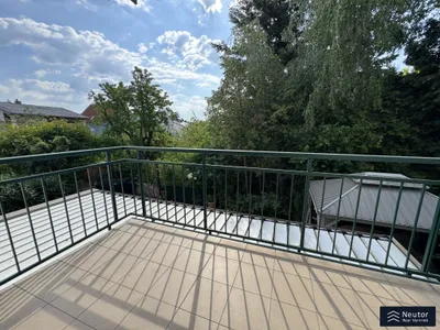TERRASSEN WOHNUNG MIT GARAGE - GRÜNRUHELAGE - IM HERZEN DES 23. WIENER GEMEINDEBEZIRK – Bild 2