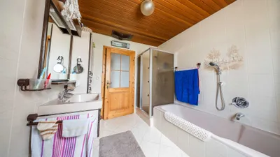 8-Zimmer-Haus kaufen in Vöcklabruck – 230 m², € 520.000 – Bild 28 von 39