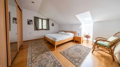 8-Zimmer-Haus kaufen in Vöcklabruck – 230 m², € 520.000 – Bild 18 von 39