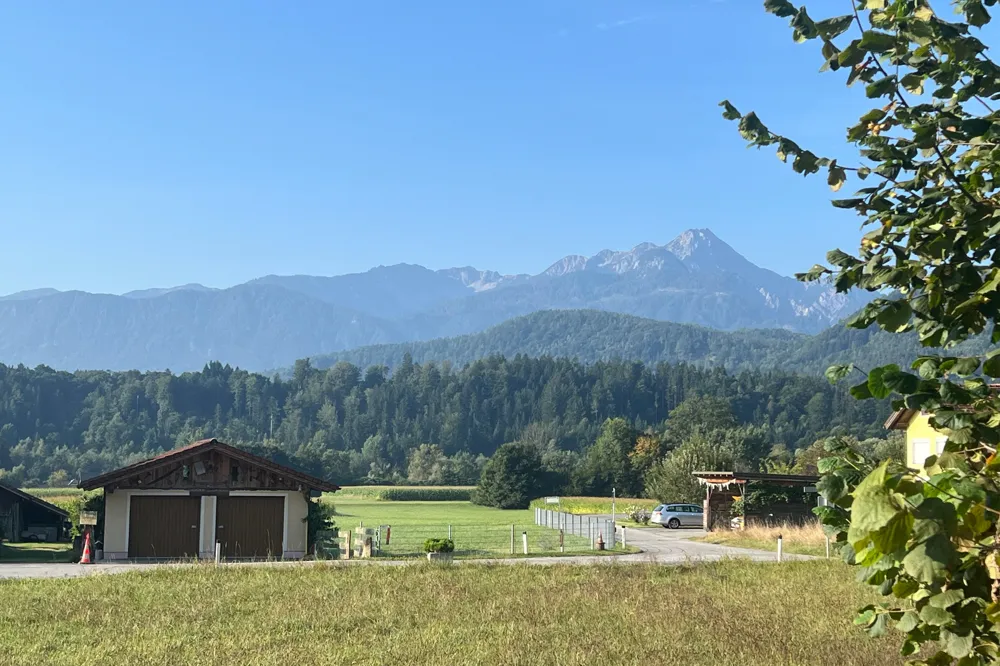 Baugrundstück mit traumhafter Aussicht – pohled 2