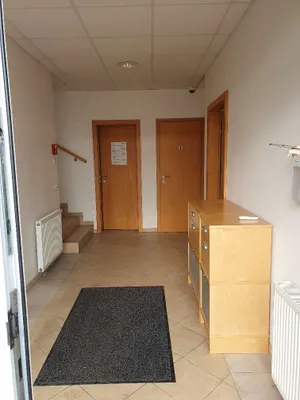 6-Zimmer-Gewerbeimmobilie mieten in Linz Land – 220 m², € 3.168