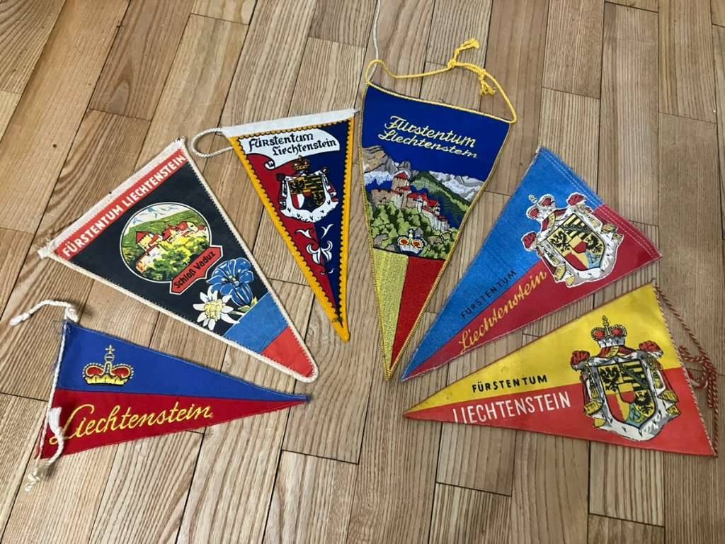 Alte Wimpel Stoffwimpel Fürstentum Liechtenstein Oldtimer Deko Vespa VW Puch Lambretta BMW HMW NSU Roller
