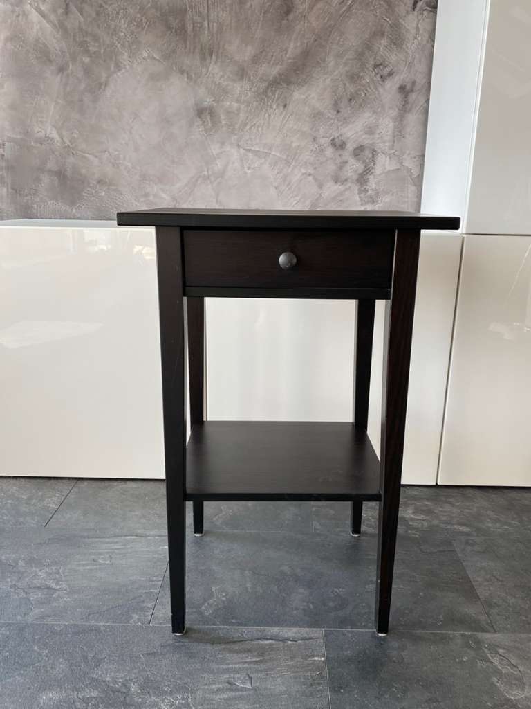 2x Ikea Hemnes Ablagetisch deals