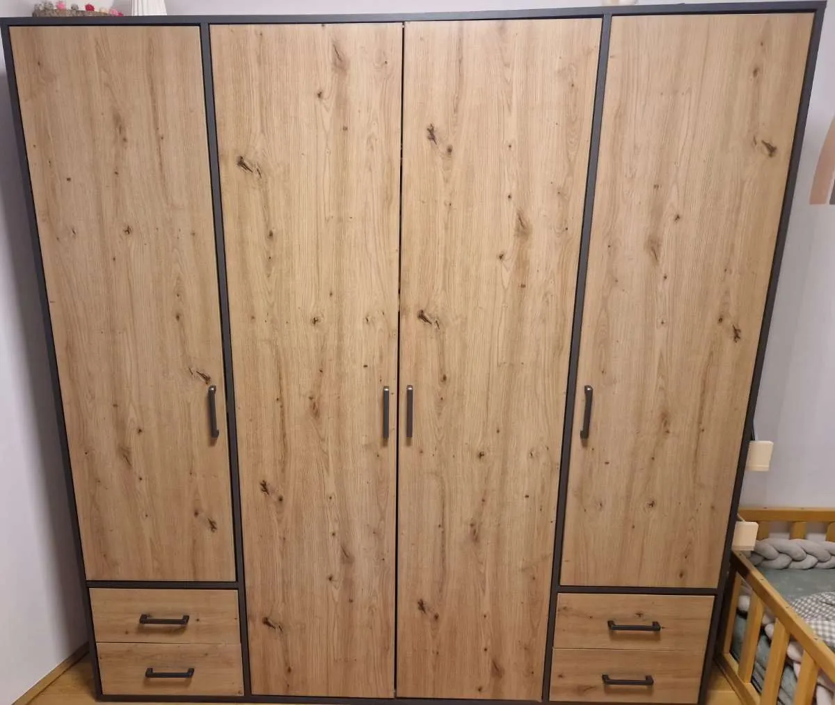 Kleiderschrank zu verschenken, € 0,- (6150 Steinach am Brenner)