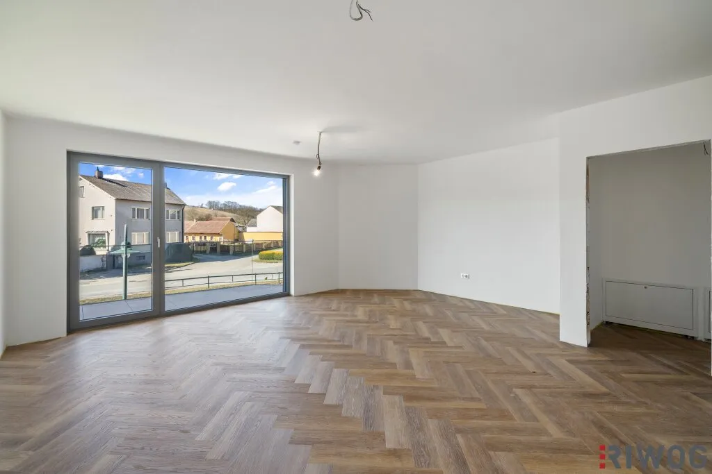 Living Weinviertel I Sommeraktion: Stellplatz gratis dazu I 2-Zimmer mit Terrasse I Nähe Wolkersdorf und Gerasdorf - Widok 2