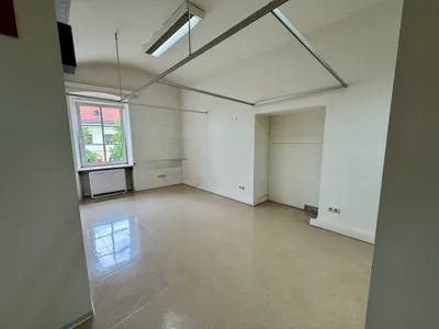 7-Zimmer-Gewerbeimmobilie mieten in Völkermarkt – 107 m², € 490 – Bild 6 von 8