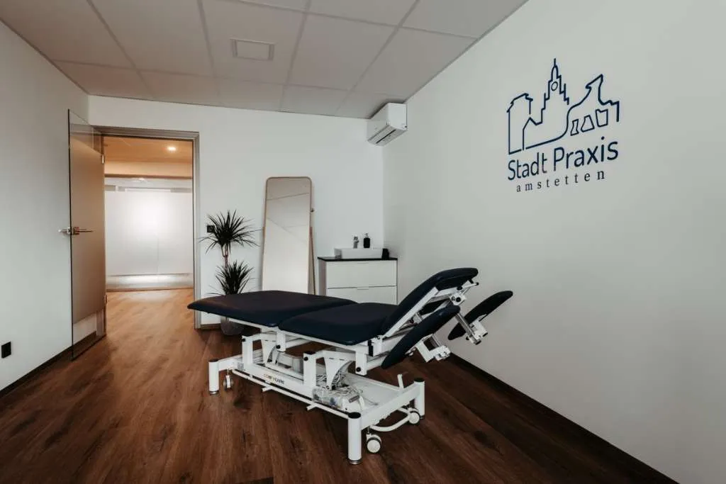 !! ACHTUNG !! Nur noch 2 Büro-/ Praxisräume verfügbar! Im Zentrum von Amstetten zum Schnäppchenpreis! 550€ All- Inclusive - Ansicht 2