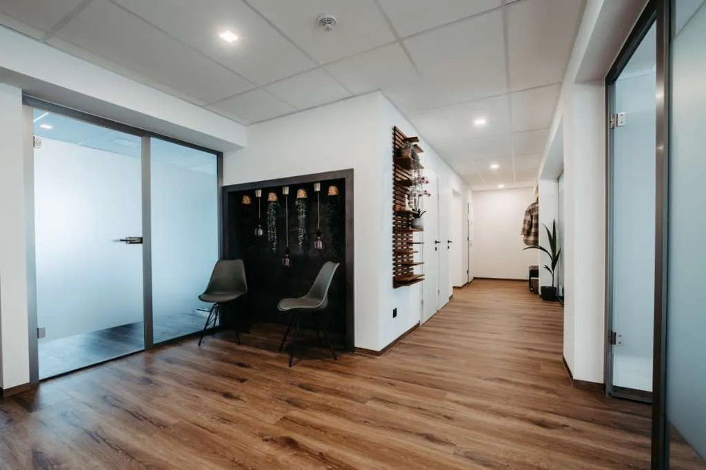 !! ACHTUNG !! Nur noch 2 Büro-/ Praxisräume verfügbar! Im Zentrum von Amstetten zum Schnäppchenpreis! 550€ All- Inclusive - Ansicht 3