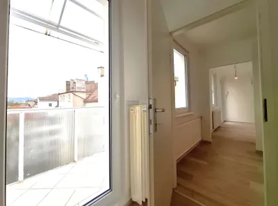 Ruhige 3-Zimmer-Dachterrassenwohnung - VIDEO verfügbar! – Bild 3