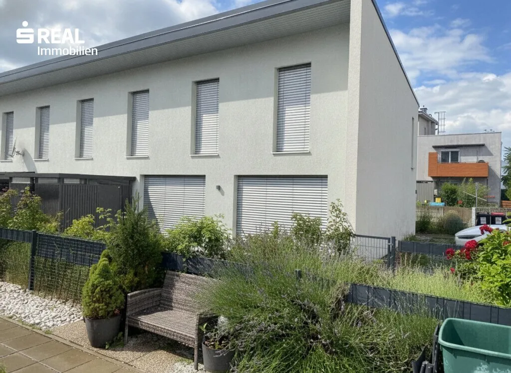 Moderne Doppelhaushälfte in Königstetten, Königstetten