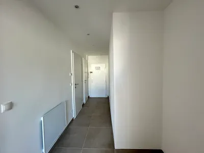 Geräumige 2-Zimmer-Wohnung im 3.OG – Bild 3
