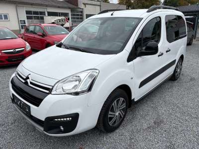 Citroën Berlingo Multispace Blue HDI*AHK*1.BESITZ*WENIG KM