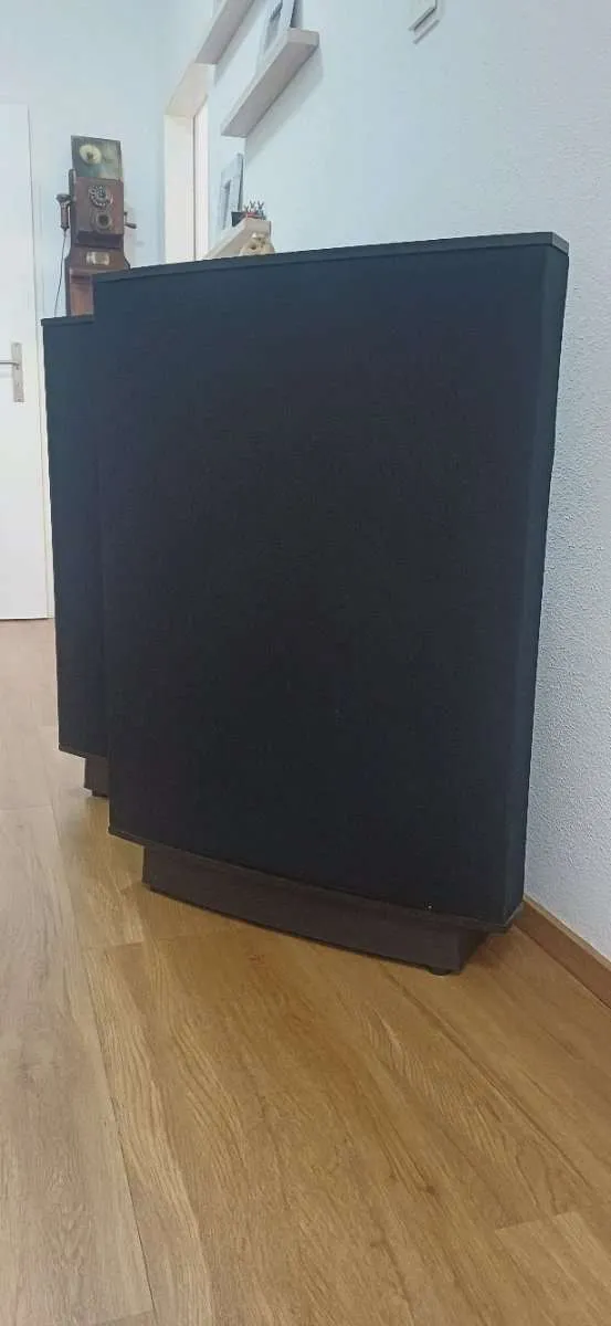 Used Quad ESL 63 Floorstanding speakers for Sale | HifiShark.com
