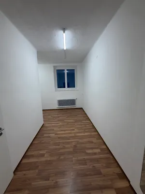 3-Zimmer-Gewerbeimmobilie mieten in Wels – 66 m², € 1.730 – Bild 6 von 9