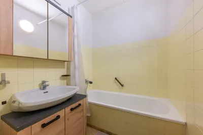 3-Zimmer-Wohnung kaufen in Baden – 102,23 m², € 239.900 – Bild 11 von 14
