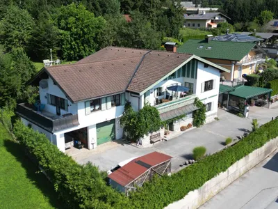 7-Zimmer-Haus kaufen in Salzburg-Umgebung – 258,5 m², € 790.000 – Bild 1 von 8