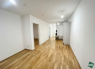 Attraktive 2-Zimmer-Wohnung mit Balkon nahe U1 - ideal für Singles oder Paare – Bild 2