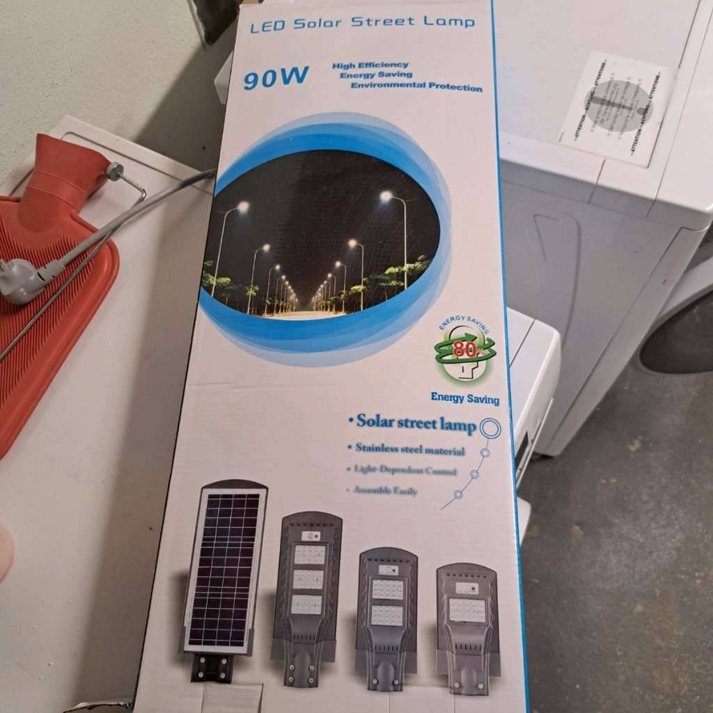 Led solar straßenleuchte 90watt