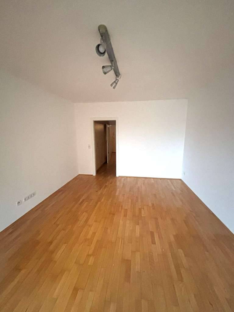 Graz/Uni-Nähe: Schöne 1 Zimmer Wohnung mit Lift in top Lage - Ansicht 2