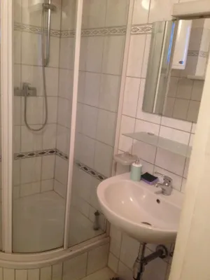 2-Zimmer-Wohnung mieten in Baden – 57 m², € 735 – Bild 4 von 5