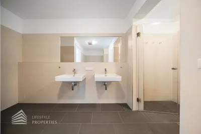3-Zimmer-Wohnung mieten in Wien – 87,64 m², € 2.300 – Bild 16 von 25