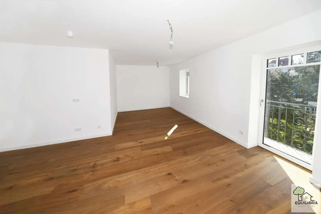 NEUER PREIS!! FERTIGGESTELLT- SOFORT VERFÜGBAR - Neubau- Dachgeschosswohnung im historischem Altbau ! - Widok 3