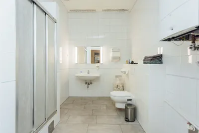 4-Zimmer-Gewerbeimmobilie mieten in Graz – 160 m², € 2.062 – Bild 8 von 15