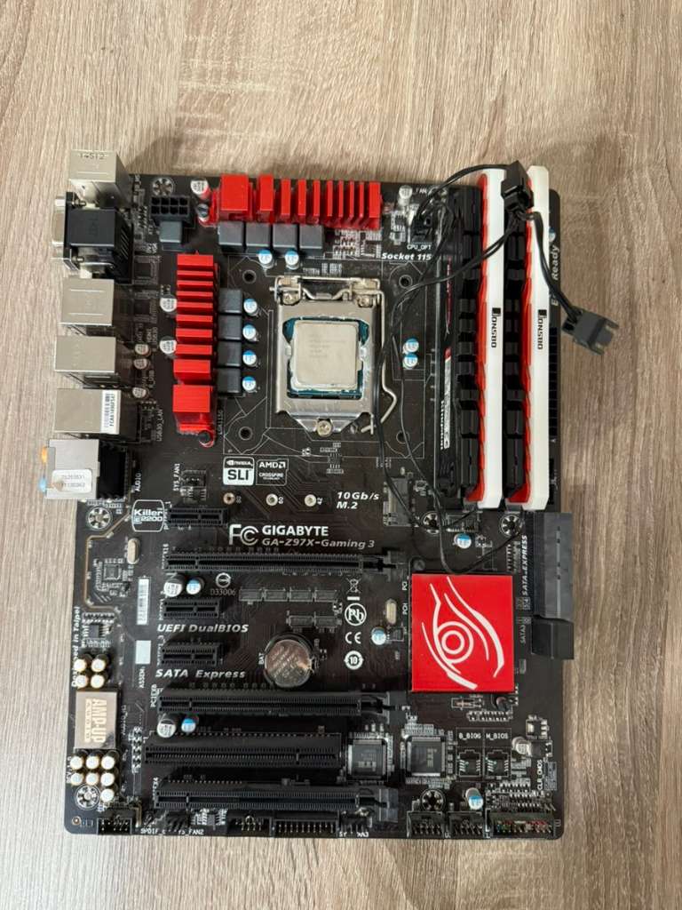 Gigabyte GA-Z97X-Gaming 3 + i7 4790K + 24Gb DDr3 Ram Set, € 130,- (1120 ...