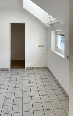 4-Zimmer-Wohnung mieten in Gmünd – 88,9 m², € 605 – Bild 4 von 7