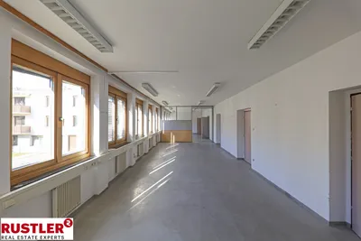 Gewerbeimmobilie mieten in Steyr – 467 m², € 3.426 – Bild 6 von 13