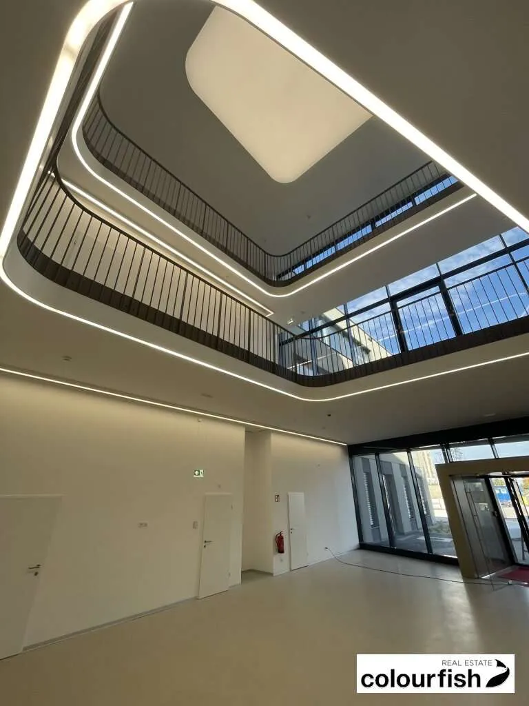 Moderne Multifunktionsfläche im Technologiezentrum 3 - Ansicht 2