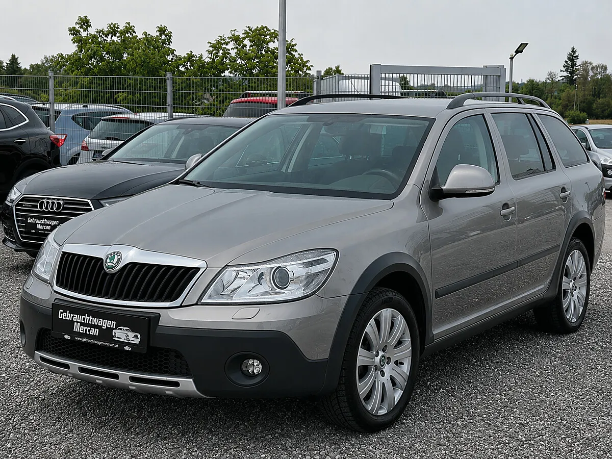 Skoda Octavia Combi 2,0 Scout 4x4 DSG