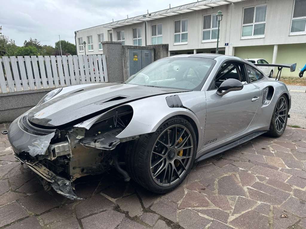 Porsche Unfallwagen kaufen   willhaben