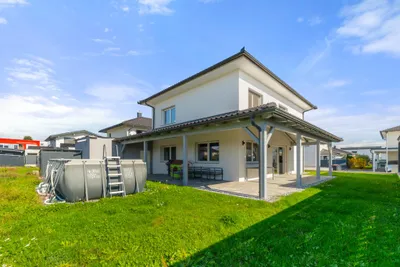 6-Zimmer-Haus kaufen in Klagenfurt – 145,1 m², € 499.000 – Bild 2 von 22