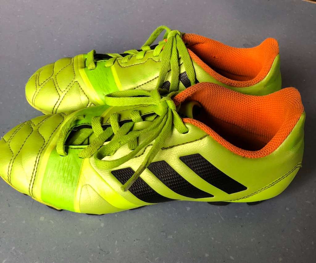 Adidas FuBballschuhe Gr 35 nitrocharge 3.0