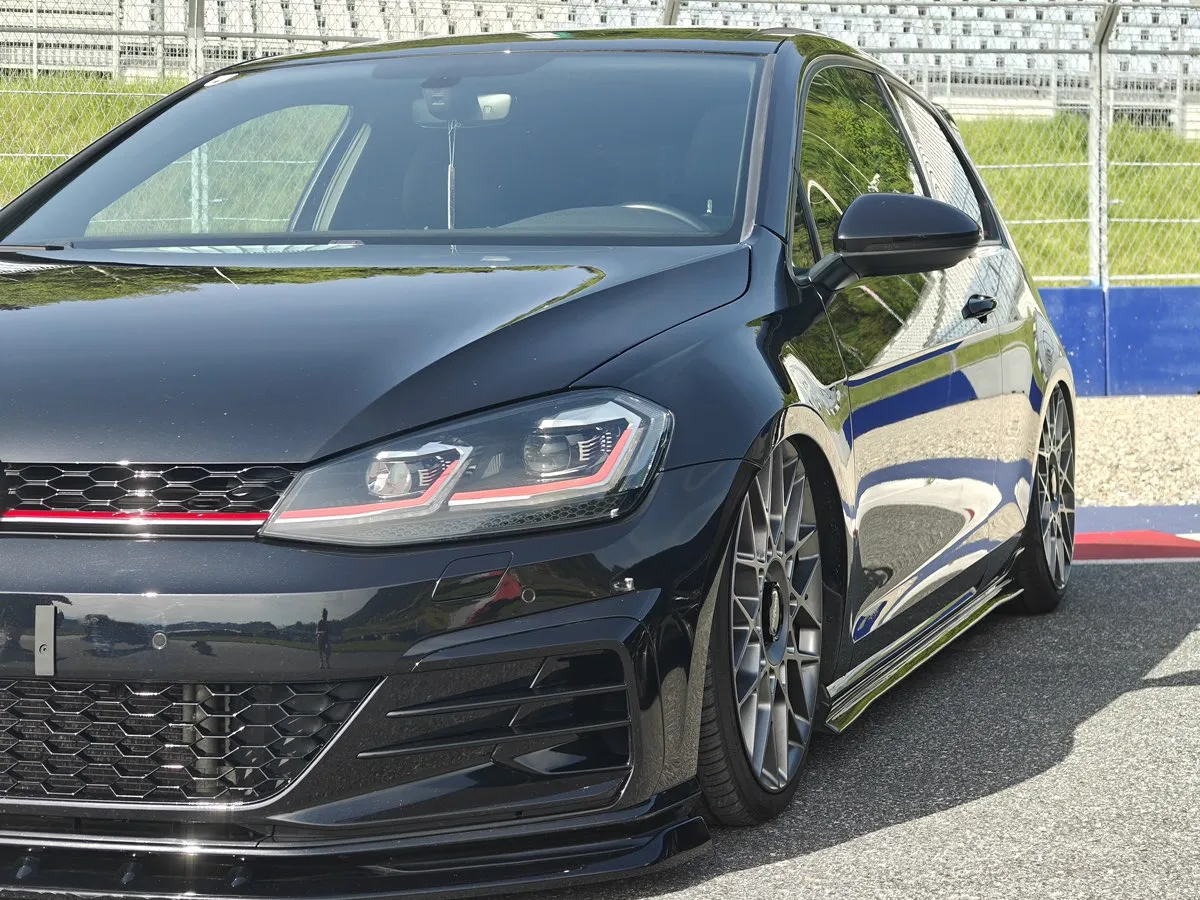 Volkswagen Golf 2017 photo 2