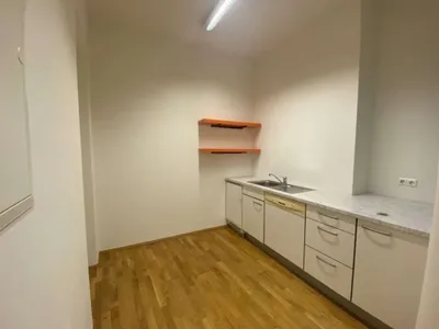 2-Zimmer-Gewerbeimmobilie mieten in Graz – 77 m², € 897 – Bild 10 von 20