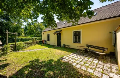 8-Zimmer-Haus mieten in Bruck an der Leitha – 203 m², € 1.999 – Bild 3 von 47