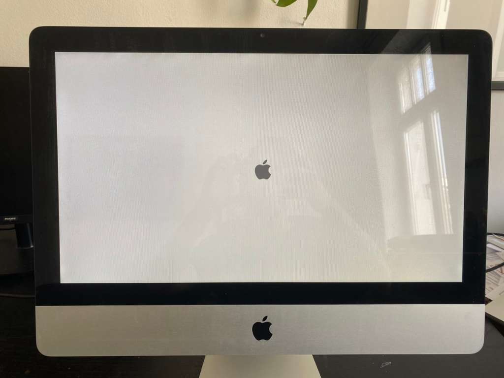 iMac 2008 + Apple Maus & Apple Tastatur, € 30,- (1150 Wien) - willhaben